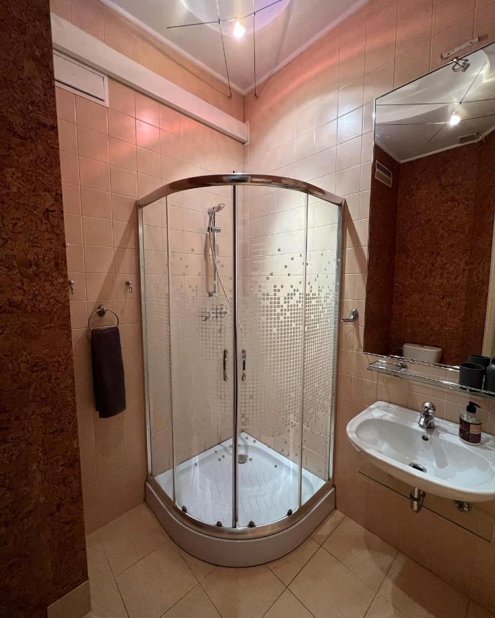 לבוב Vip Apartments ! מראה חיצוני תמונה