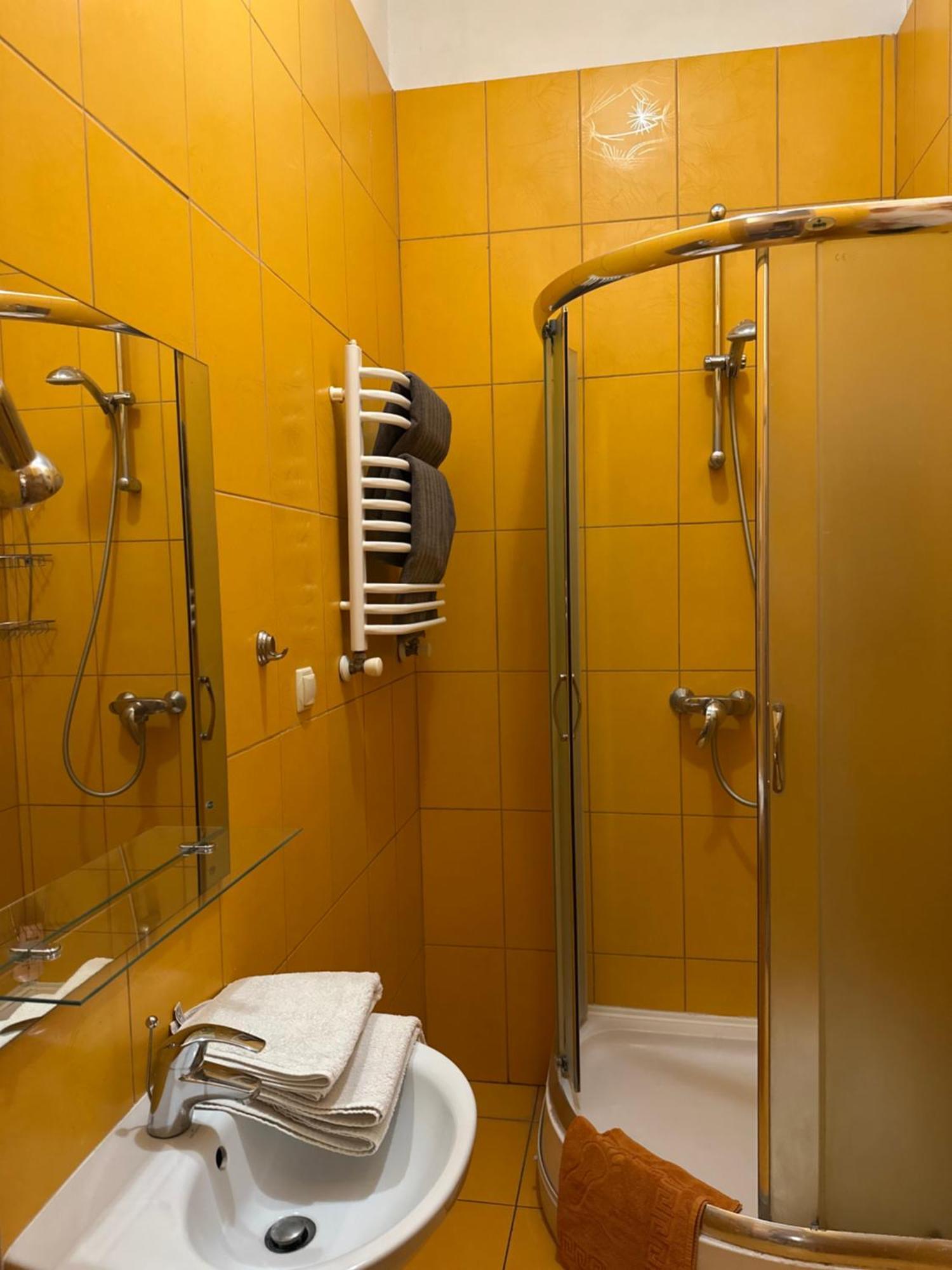 לבוב Vip Apartments ! מראה חיצוני תמונה